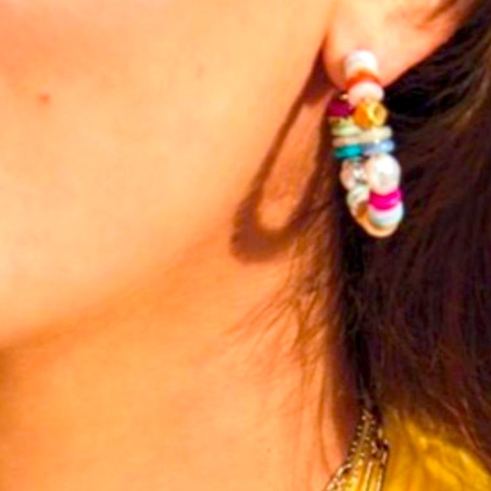 :: Stella & Dot Modern Bohemian Colorful Beaded Hoop Earrings - Picture 4 of 5